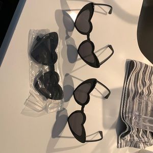 Hearts shaped sun sunglasses
